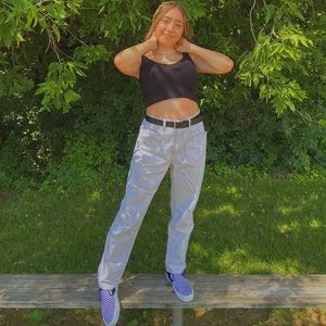 Meet your Posher, Olivia